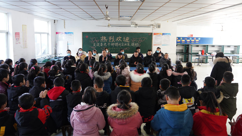 念海消防送溫暖走進(jìn)民樂(lè)小學(xué)