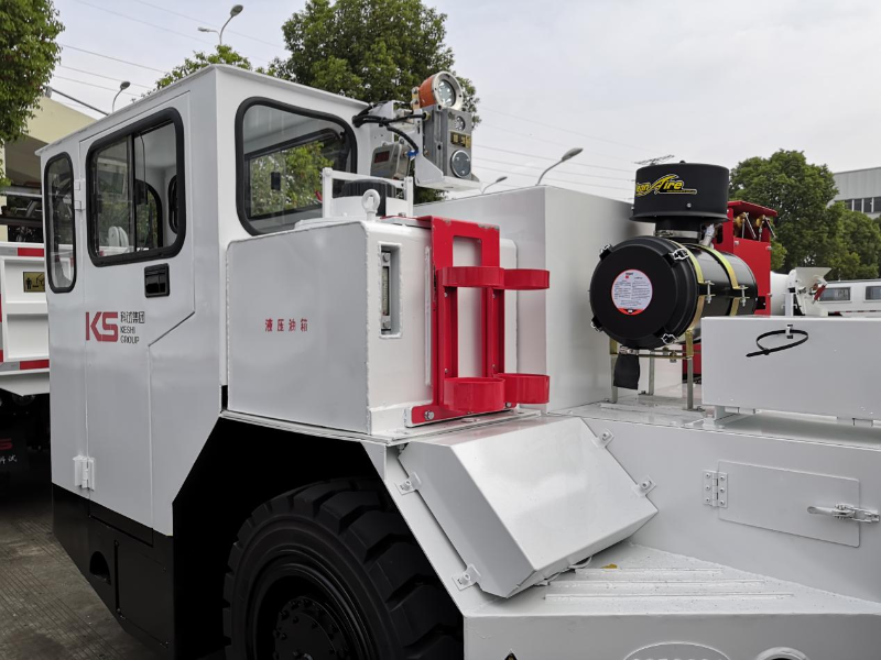 煤礦井下礦車自動滅火裝置